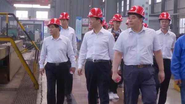钢铁巨无霸震撼上市!70后创始人立志打造全球管业第一雄狮 钢铁巨无霸震撼上市!70后创始人立志打造全球管业第一雄狮