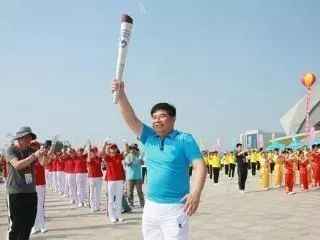 钢铁巨无霸震撼上市!70后创始人立志打造全球管业第一雄狮 钢铁巨无霸震撼上市!70后创始人立志打造全球管业第一雄狮