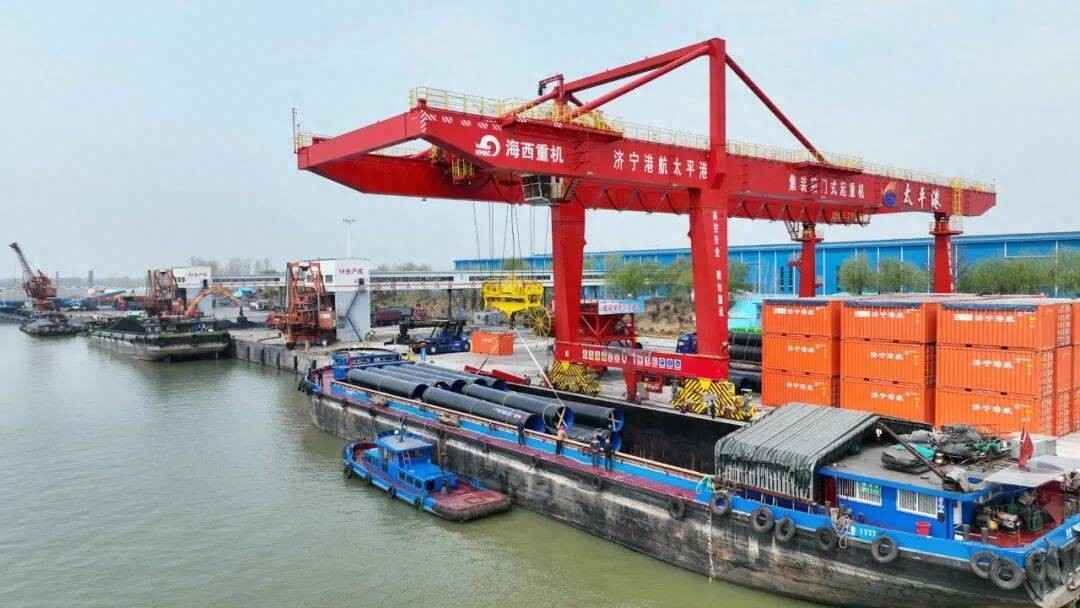湖北热浸涂塑钢管厂推动济品济用，东宏管业与济宁能源湖北航运首发仪式在太平港举行